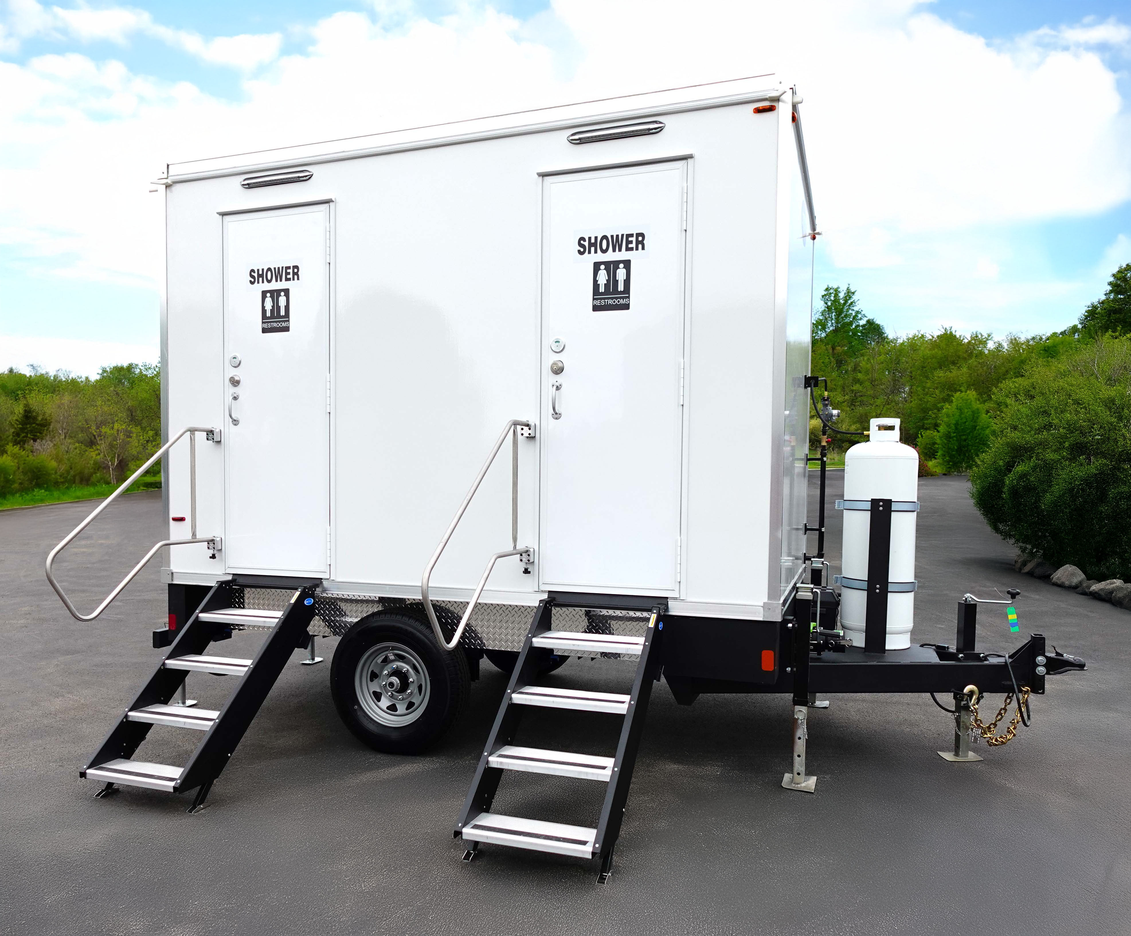 Denver combo trailer rentals. The Lavatory Denver luxury fleet