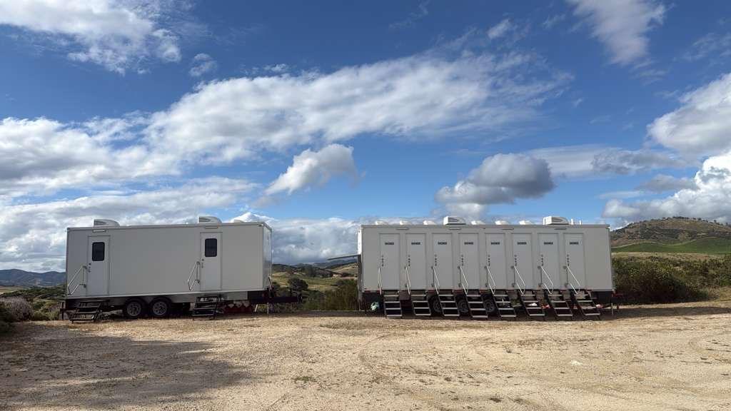 hero luxury restroom trailer rental co 1. The Lavatory Denver